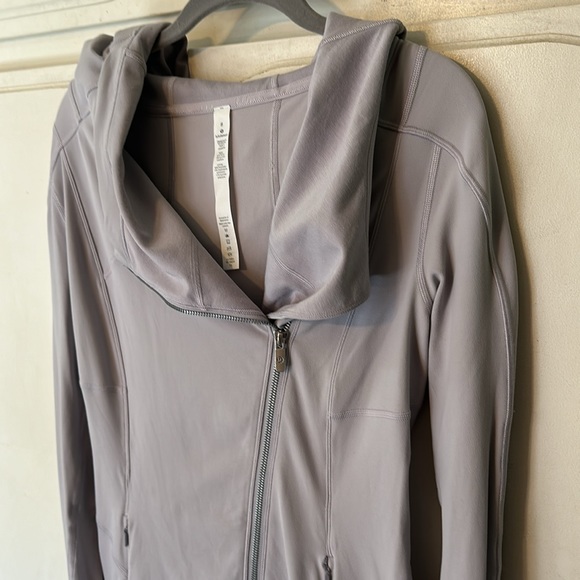 LULULEMON Lululemon Every Journey Hoodie II
Iced Iris *RARE* - Picture 6 of 11